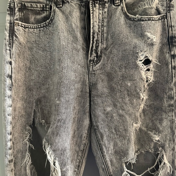 American Eagle Women’s jeans - Picture 2 of 6